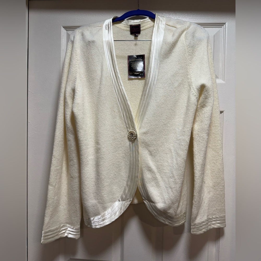 Color works Elegant Cream Cardigan Sweater size XL